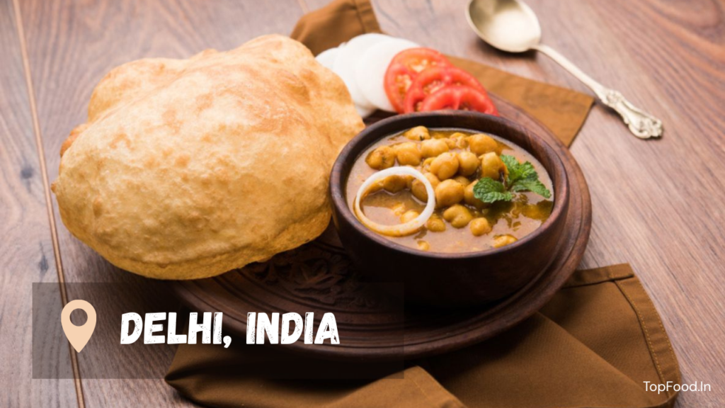 10 Best Street Food Places in Delhi You Must Try