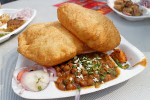 chole bhaturre