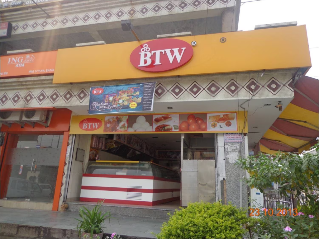 Hidden Gems of Delhi: 5 Lesser-Known Food Spots You Need to Try